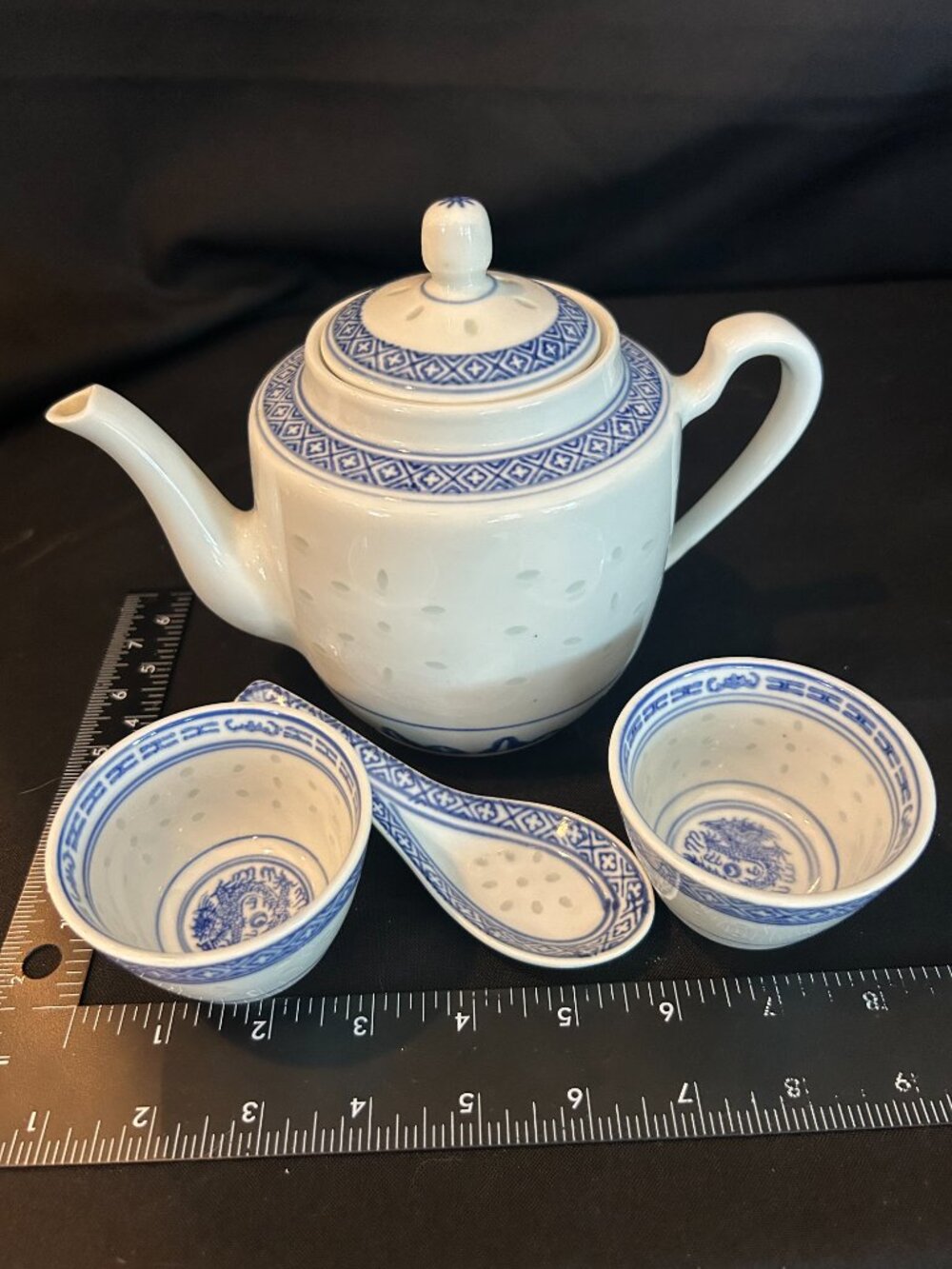 Chinese Rice Grain Porcelain Tea Set - Blue White Teapot 2 Cups Spoon Jingdezhen